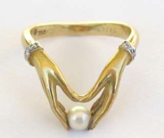 Ladies 18k Gold DESIGNER RING *Hands Holding Pearl* CARRERA Y CARRERA 